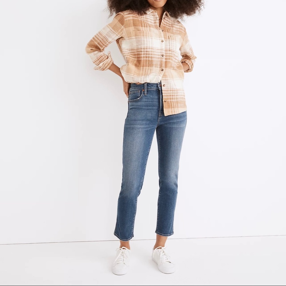 Petite 24 Stovepipe Jeans in Dearham Wash